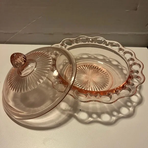 Vintage Pink Glass Dish Depression Glass Ribbed Lid w/Lace